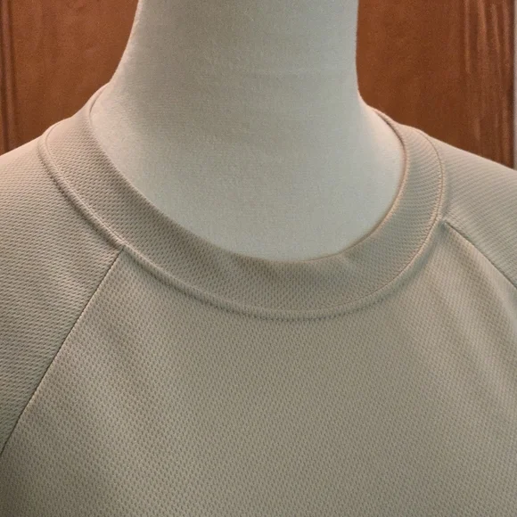 Dri-Duke Moisture Control Compression USGI T-Shirt Men's Military SAND Medium - Picture 9 of 12